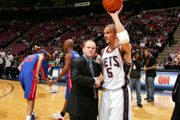 更是在比赛 更是在比赛